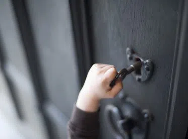 Locksmith Master Shop Chicago, IL 312-288-7670 - 7-Door-Unlock